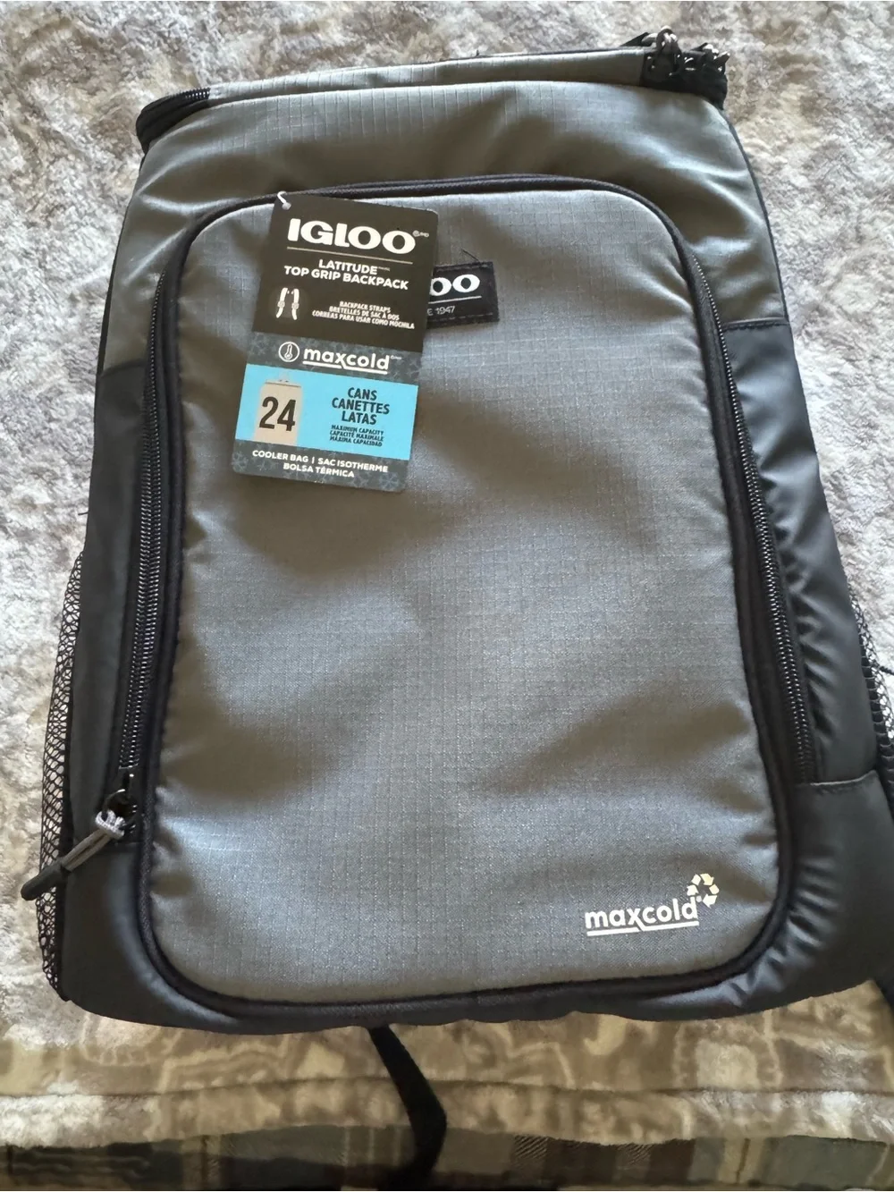 Igloo Gray and Black MaxCold Men's Backpack Cooler New
